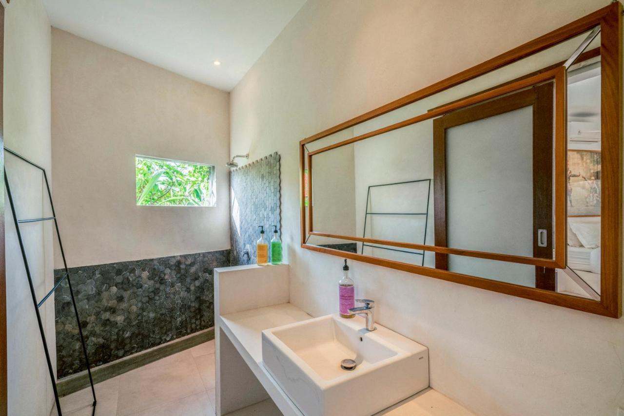 Апартаменти Batu Belig Living Managed By Cpm Bali Семіньяк Екстер'єр фото