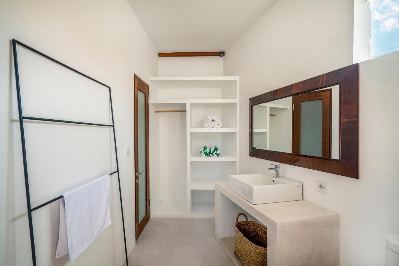 Апартаменти Batu Belig Living Managed By Cpm Bali Семіньяк Екстер'єр фото