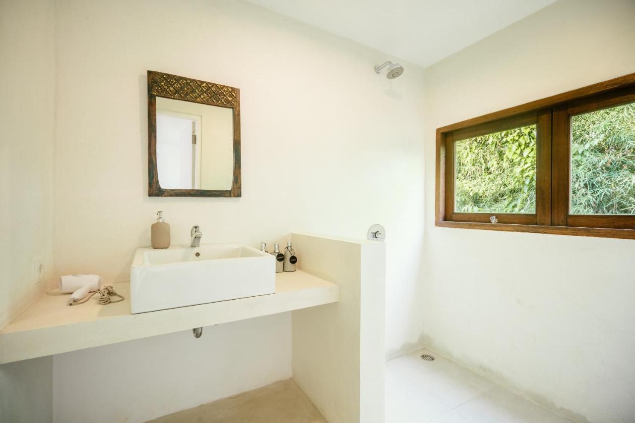 Апартаменти Batu Belig Living Managed By Cpm Bali Семіньяк Екстер'єр фото