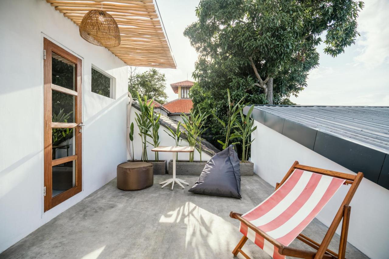 Апартаменти Batu Belig Living Managed By Cpm Bali Семіньяк Екстер'єр фото