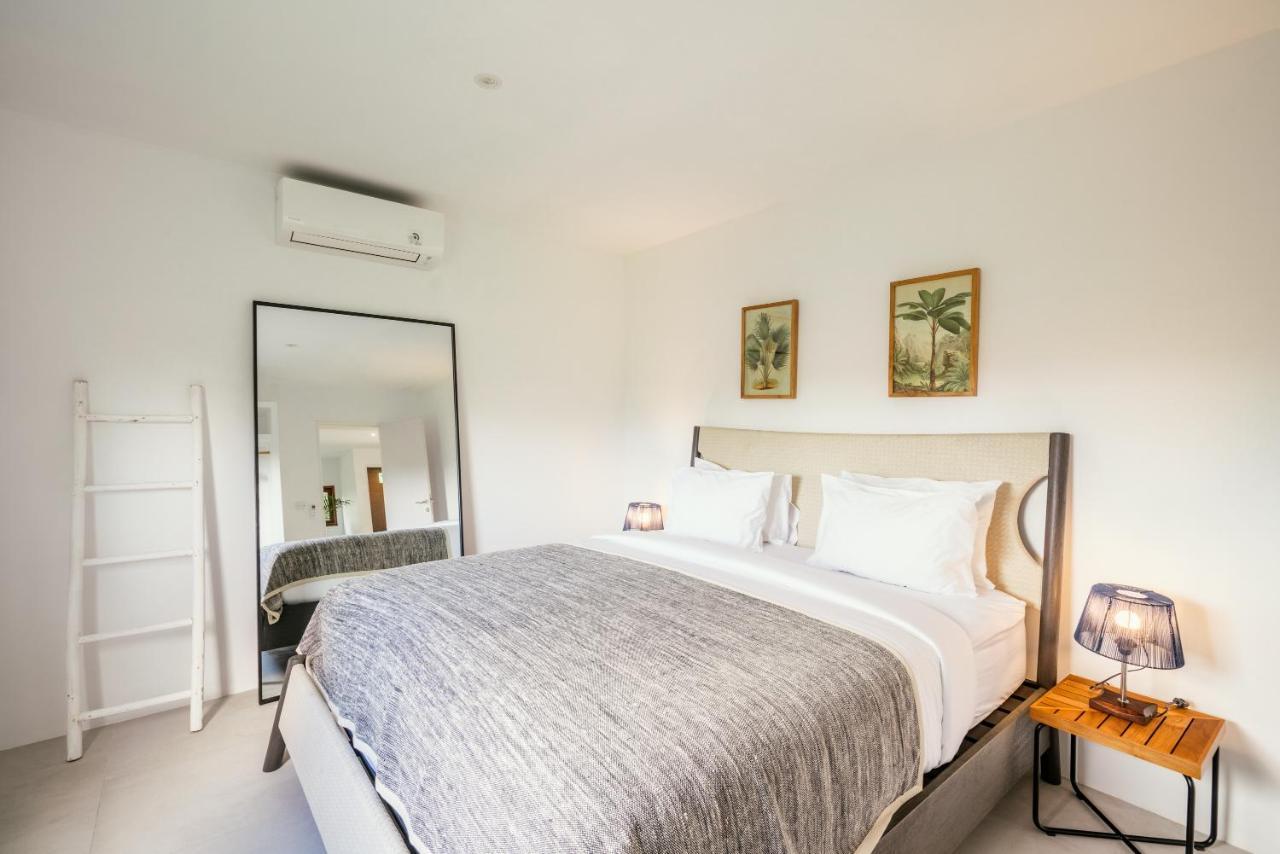 Апартаменти Batu Belig Living Managed By Cpm Bali Семіньяк Екстер'єр фото